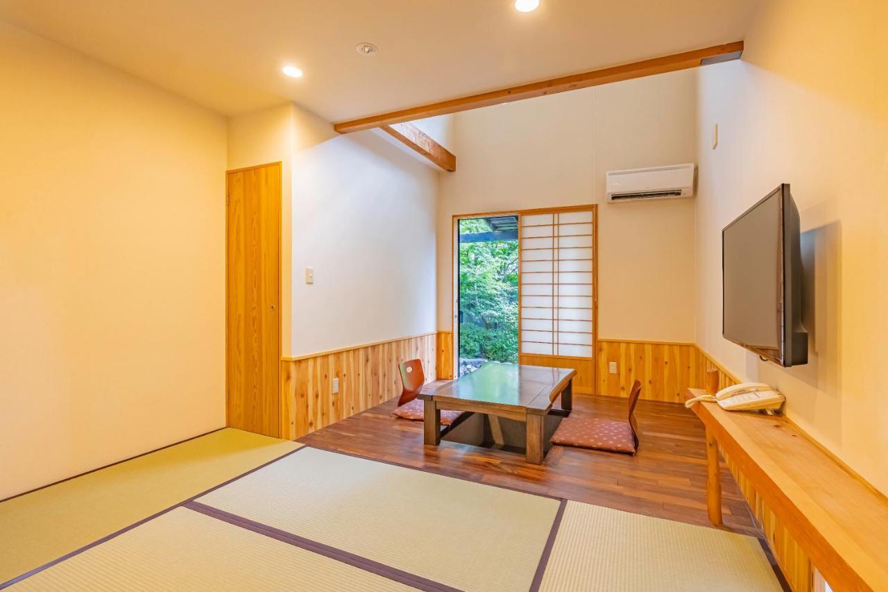 Отель Sengokuhara Shinanoki Ichinoyu Хаконе Экстерьер фото